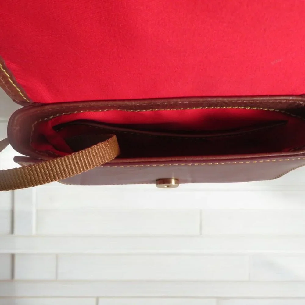 Dooney & Bourke Florentine Kitty Crossbody, Chestnut, EUC - Picture 6 of 11